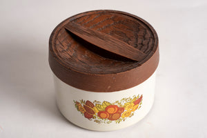 BEAUTYWARE CONTAINER WITH BROWN LID