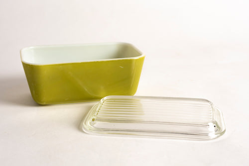 PYREX VERDE GREEN CASSEROLE DISH W/LID