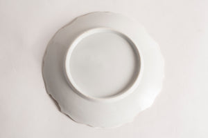 WALL PLATE WITH PURPLE FLOWERS